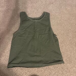 Green cropped tank top
